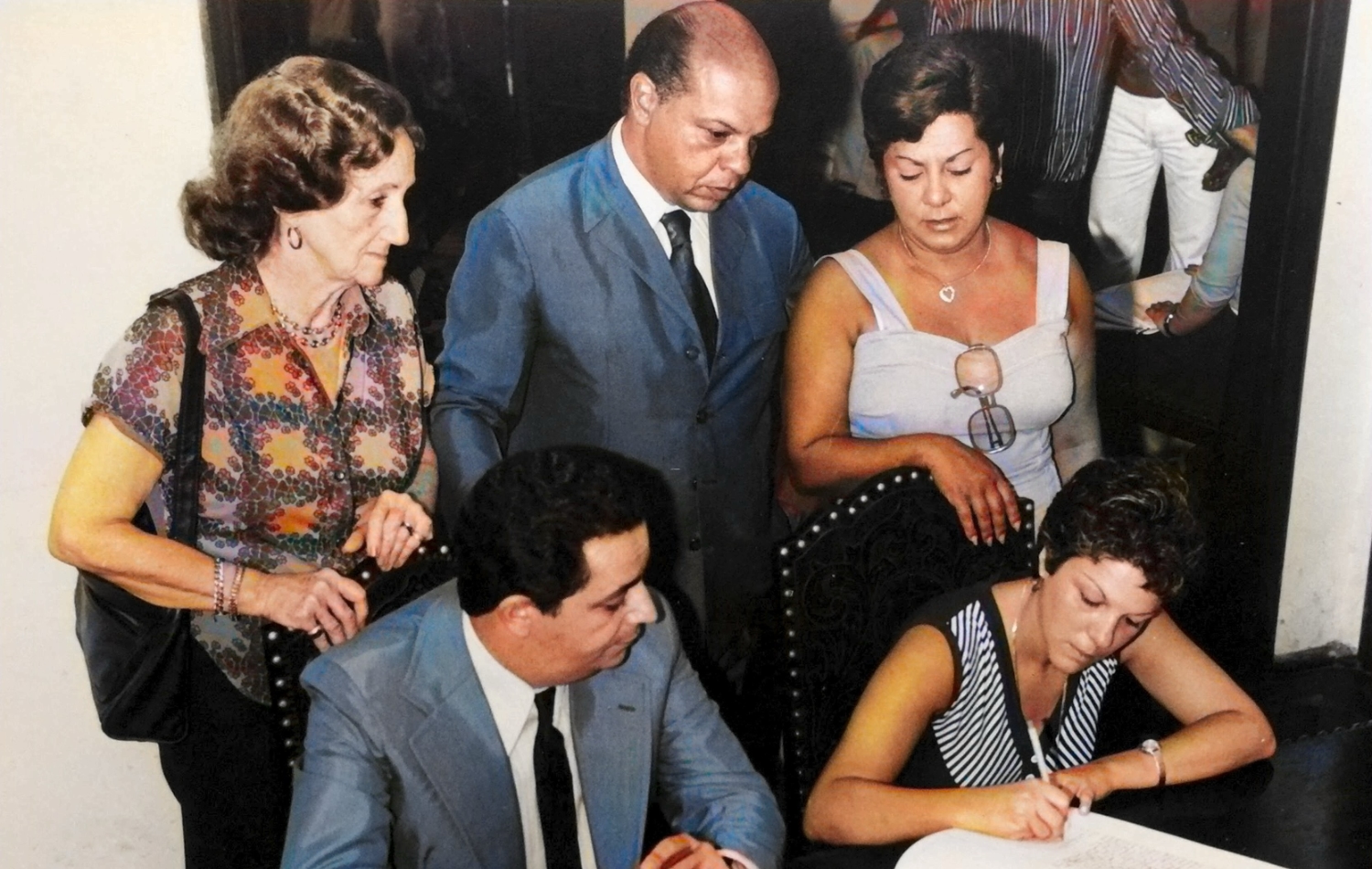 Photo679968713588_inner_23-12-980-12-23-743-980-743